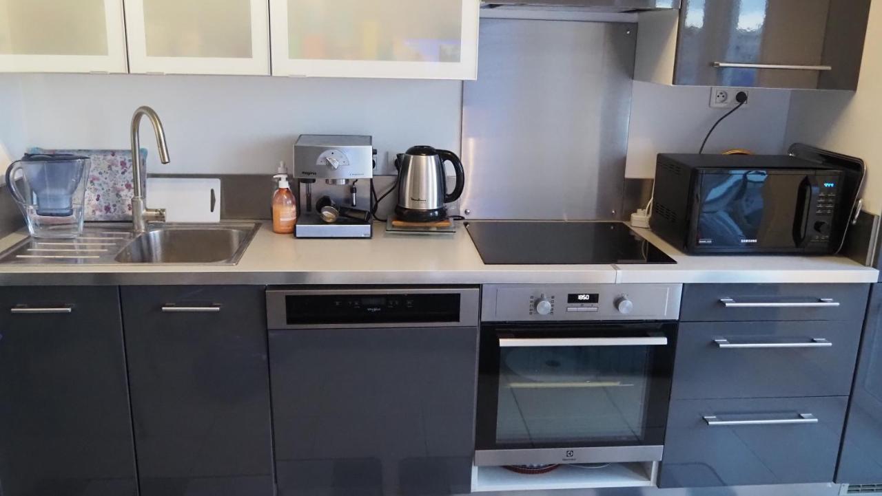 Les Grenadines Du Samedi Au Samedi Appartement Antibes Buitenkant foto